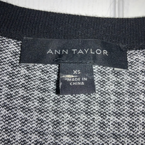 Ann Taylor Houndstooth button front Cardigan Sweater sz XS rickrack trim - Picture 5 of 8